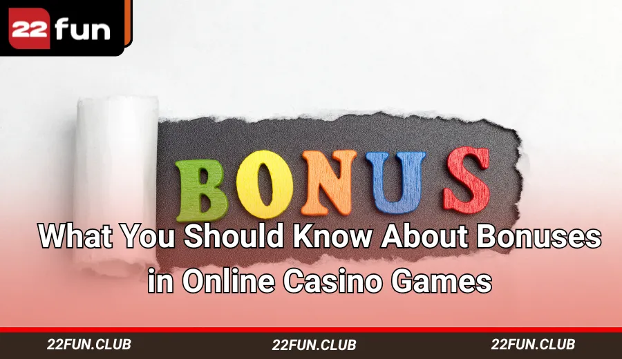 ผู้เล่นกำลังดูโบนัสและโปรโมชั่นคาสิโนออนไลน์ 22FUN บนสมาร์ทโฟน